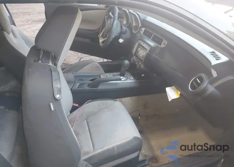 2012 Chevrolet Camaro 2Ls из США, поврежденный, VIN 2G1FA1E36C9174299